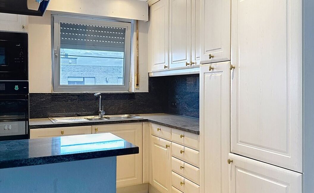 Appartement te koop in Aartselaar