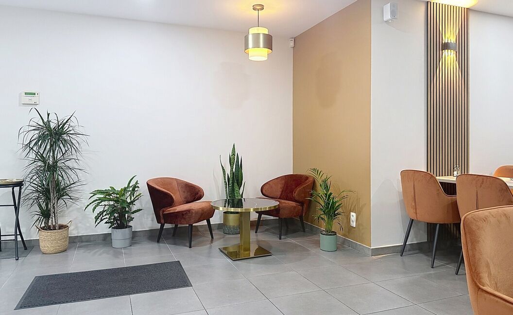 Commercieel gelijkvloers te huur in Aartselaar