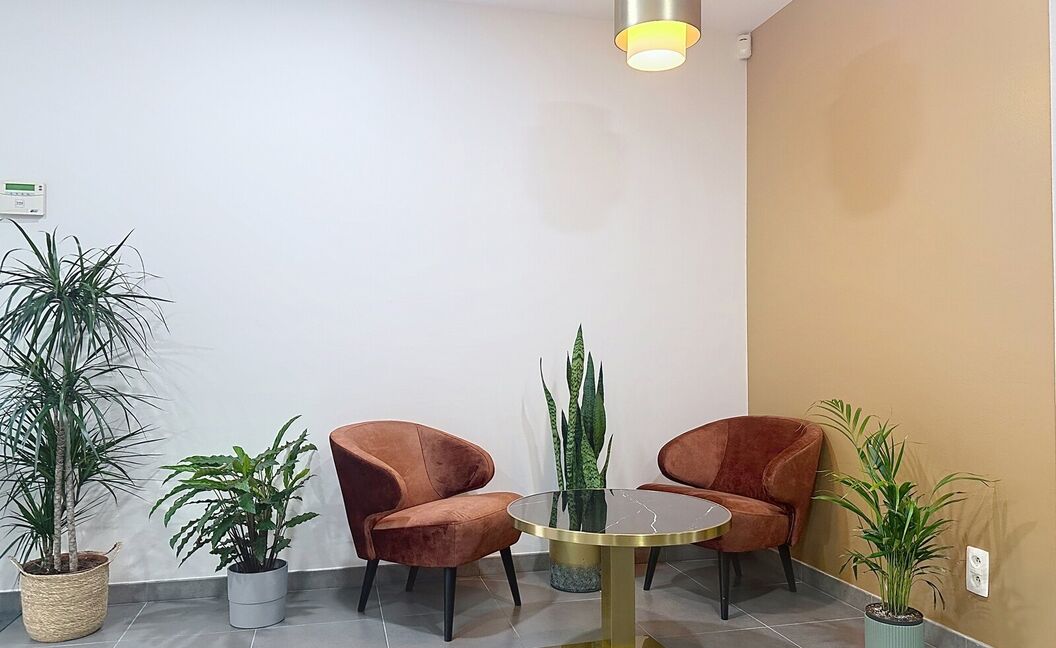 Commercieel gelijkvloers te huur in Aartselaar