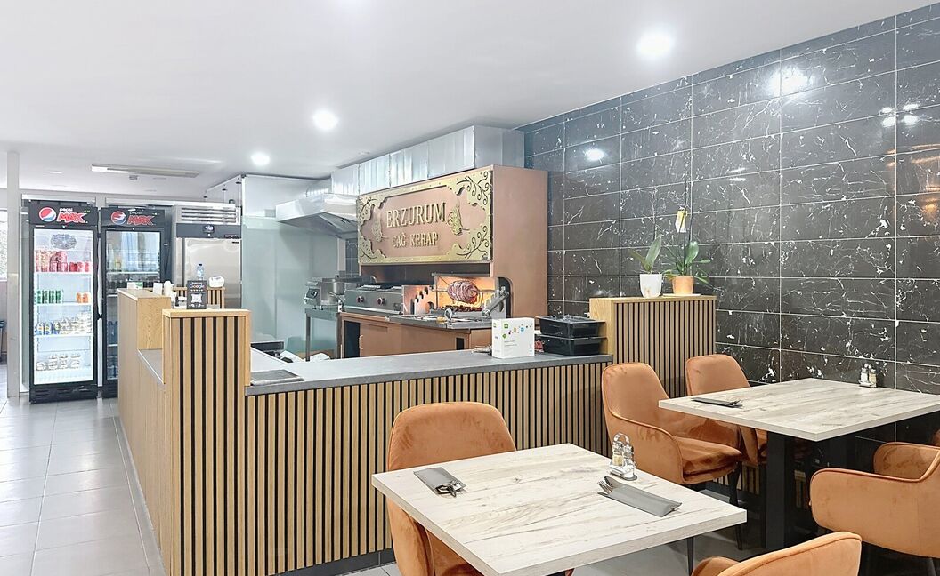 Commercieel gelijkvloers te huur in Aartselaar