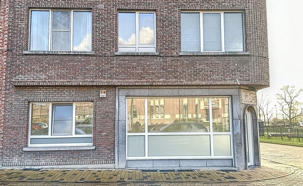 Commercieel gelijkvloers te huur in Boom