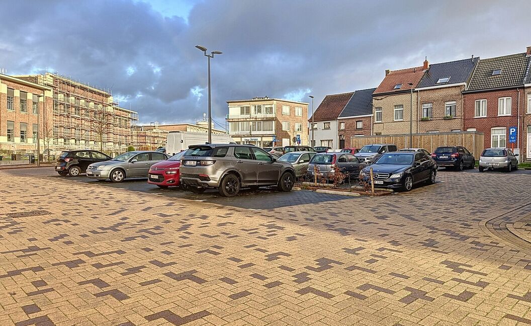 Commercieel gelijkvloers te huur in Boom