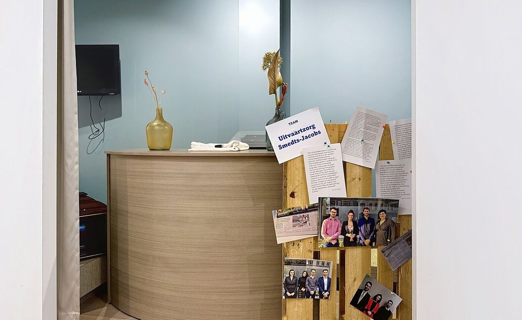 Commercieel gelijkvloers te koop in Aartselaar