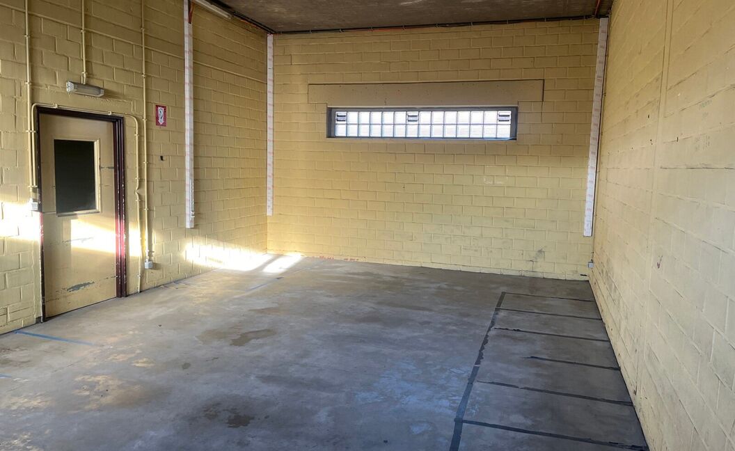 Commerciële building te huur in Aartselaar