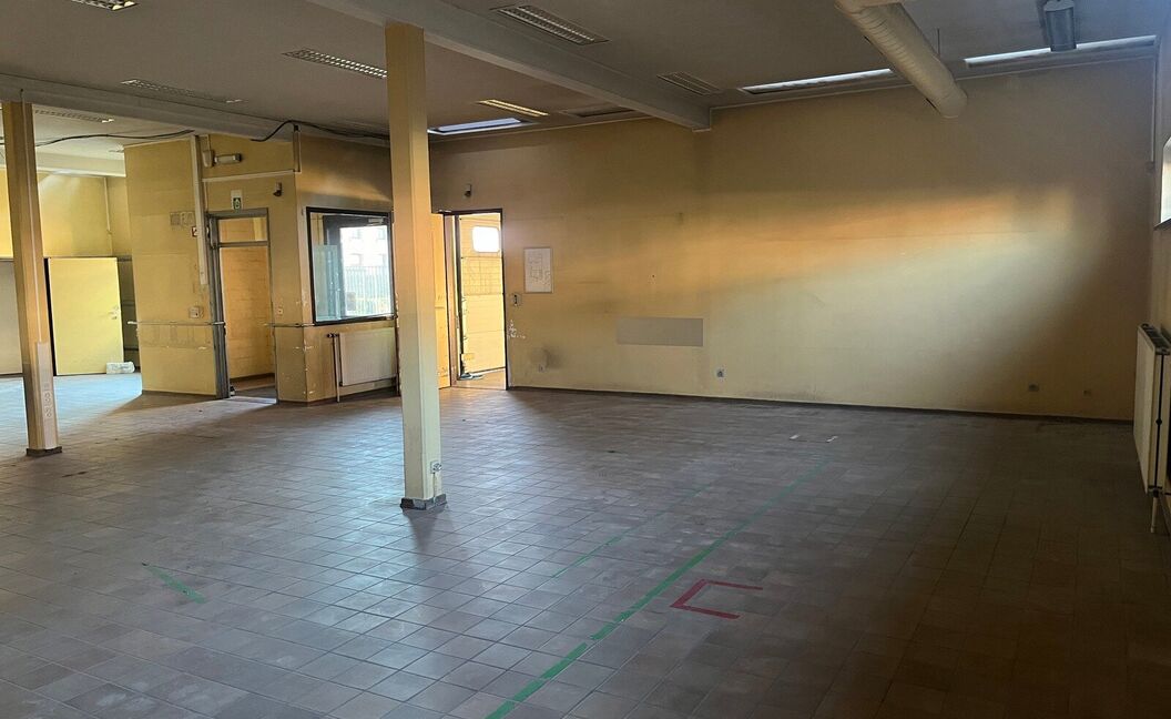 Commerciële building te huur in Aartselaar