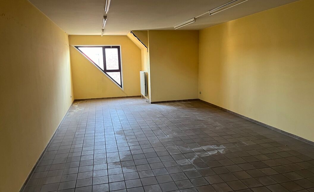 Commerciële building te huur in Aartselaar