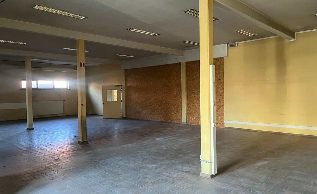 Commerciële building te huur in Aartselaar