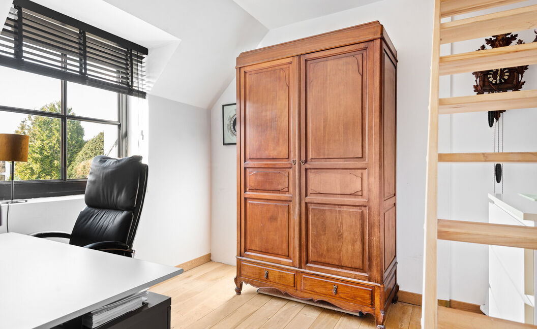 Gebouw voor gemengd gebruik te koop in Aartselaar