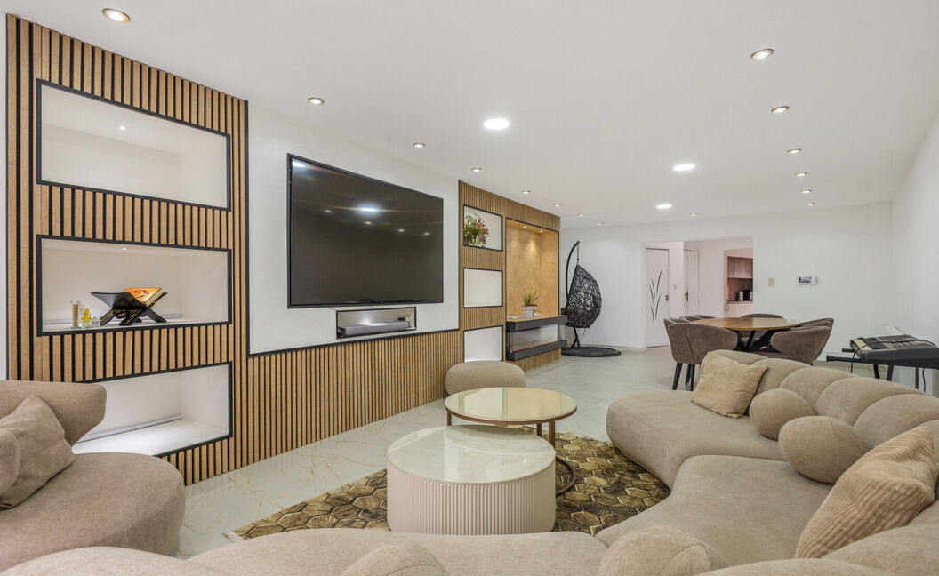 Gebouw voor gemengd gebruik te koop in Boom