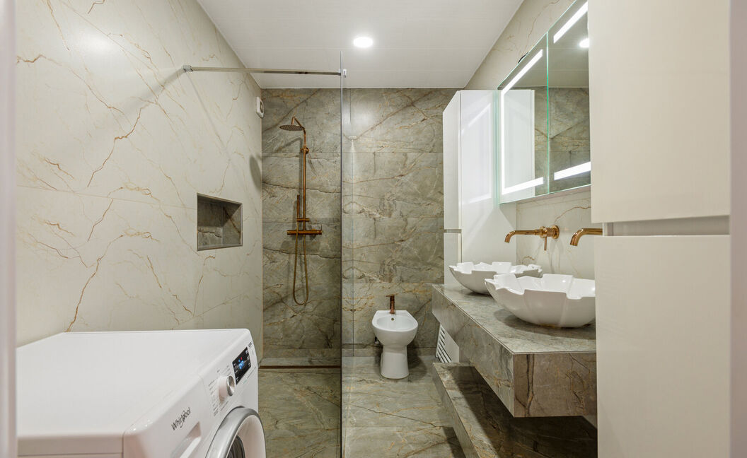 Gebouw voor gemengd gebruik te koop in Boom