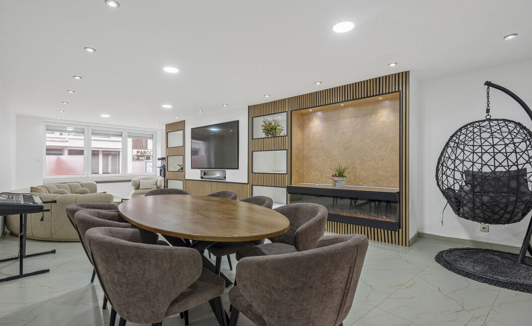 Gebouw voor gemengd gebruik te koop in Boom