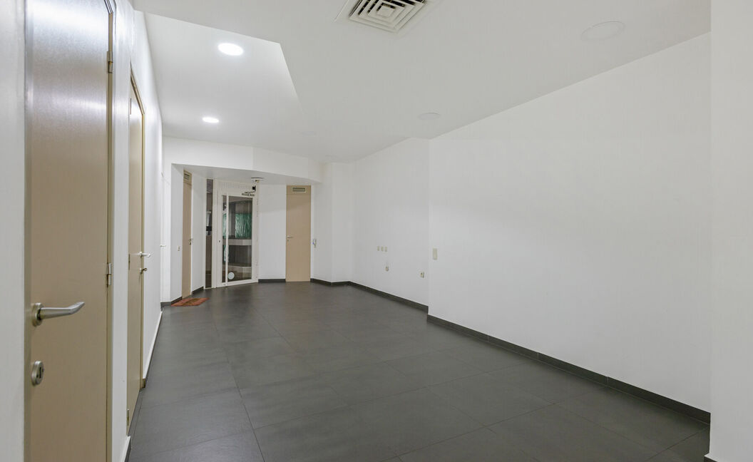 Gebouw voor gemengd gebruik te koop in Boom