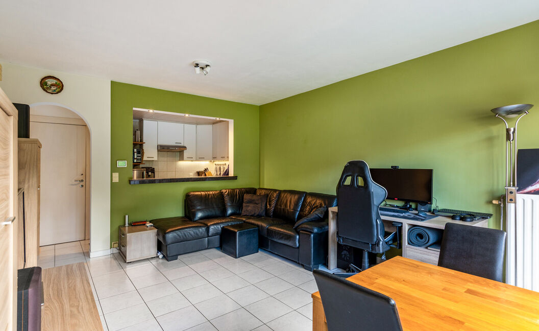 Gelijkvloerse verd. + tuin te koop in Aartselaar