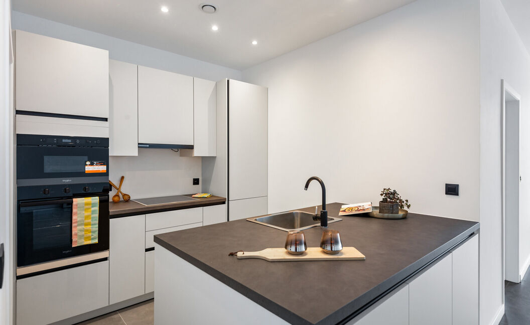 Gelijkvloerse verd. + tuin te koop in Hemiksem