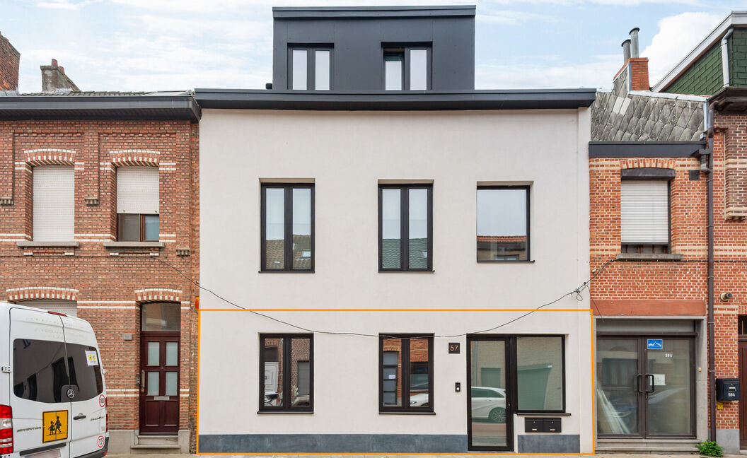 Gelijkvloerse verd. + tuin te koop in Hemiksem