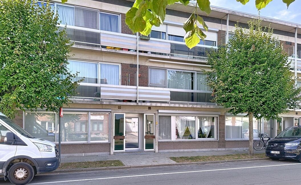 Gelijkvloerse verdieping te koop in Schelle