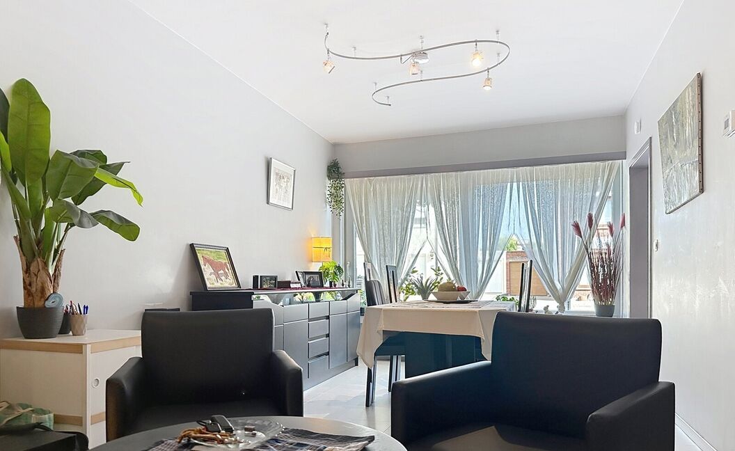 Gelijkvloerse verdieping te koop in Schelle