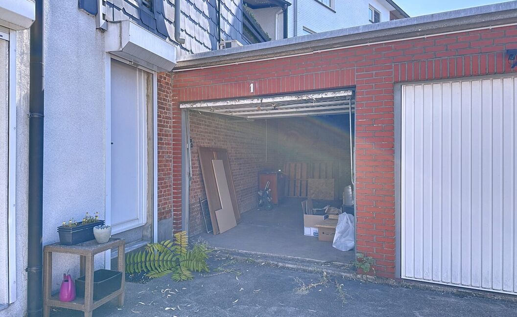 Gesloten garagebox te huur in Aartselaar