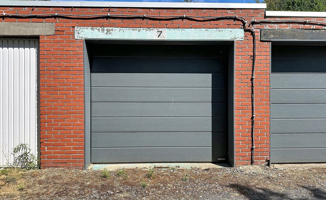 Gesloten garagebox te huur in Hemiksem