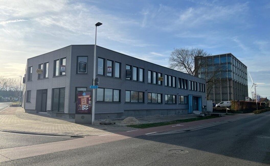 Industrieel gebouw te huur in Schelle