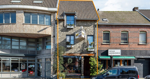 Gebouw voor gemengd gebruik te koop in Aartselaar