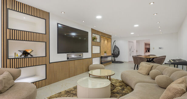 Gebouw voor gemengd gebruik te koop in Boom