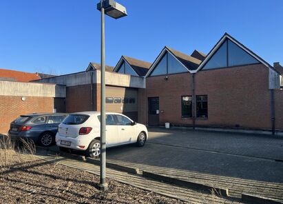 Commerciële building te huur in Aartselaar