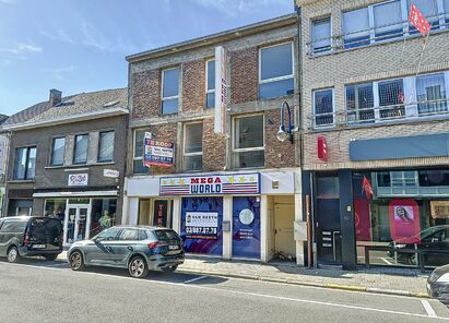 Commerciële building te koop in Kontich