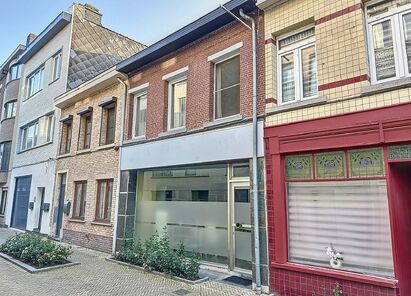Gebouw voor gemengd gebruik te koop in Boom